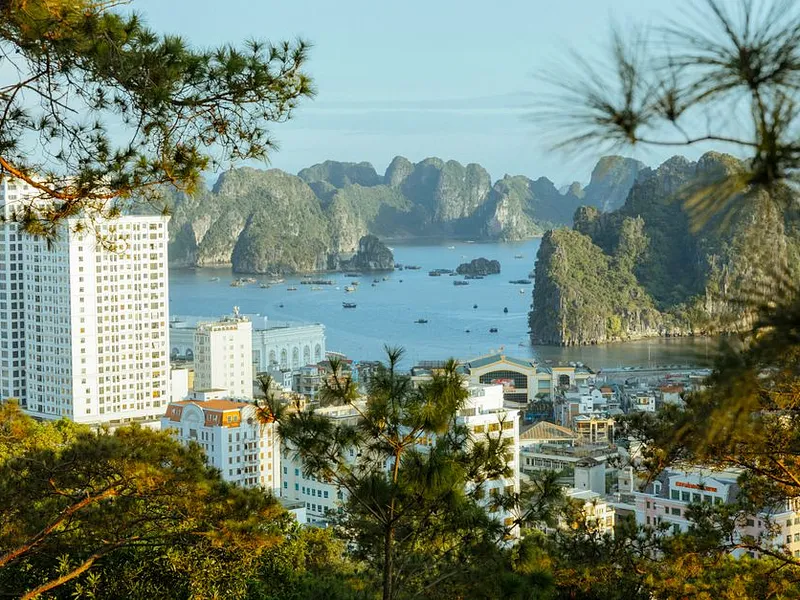 Vietnam Complete: Peaks, Bays & Beaches photo 11